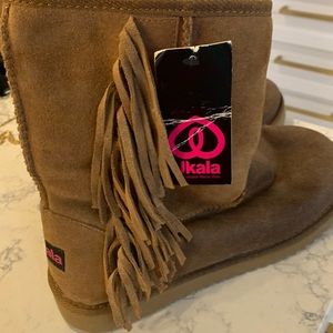 Kuala fringe boots Ellie Lo size W10 chestnut brown NWT